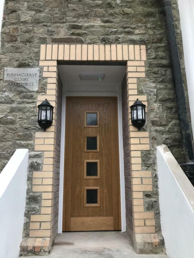 Beautiful Apartment,No 1, With Parking Ilfracombe Exteriör bild