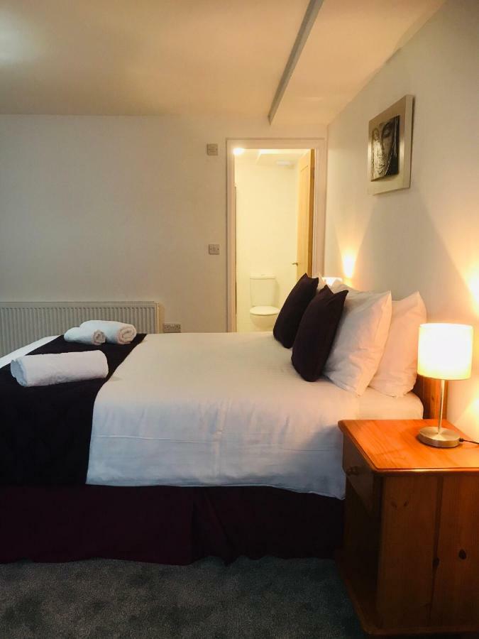 Beautiful Apartment,No 1, With Parking Ilfracombe Exteriör bild