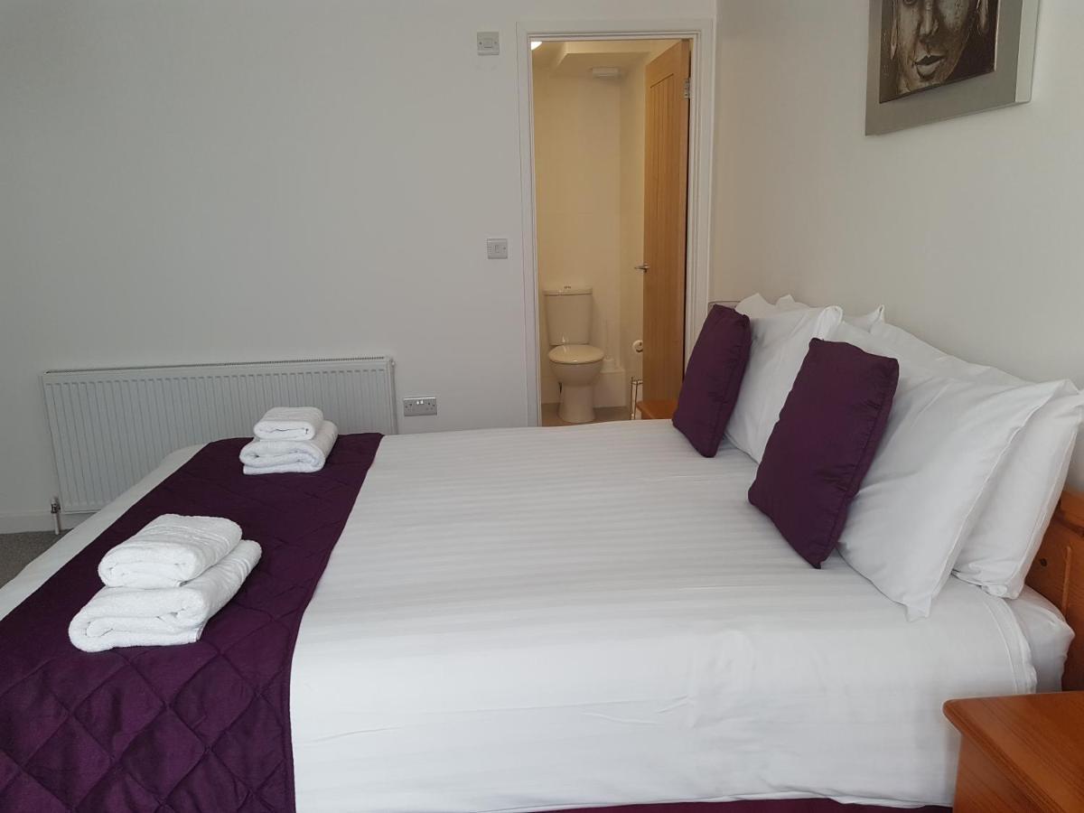 Beautiful Apartment,No 1, With Parking Ilfracombe Exteriör bild